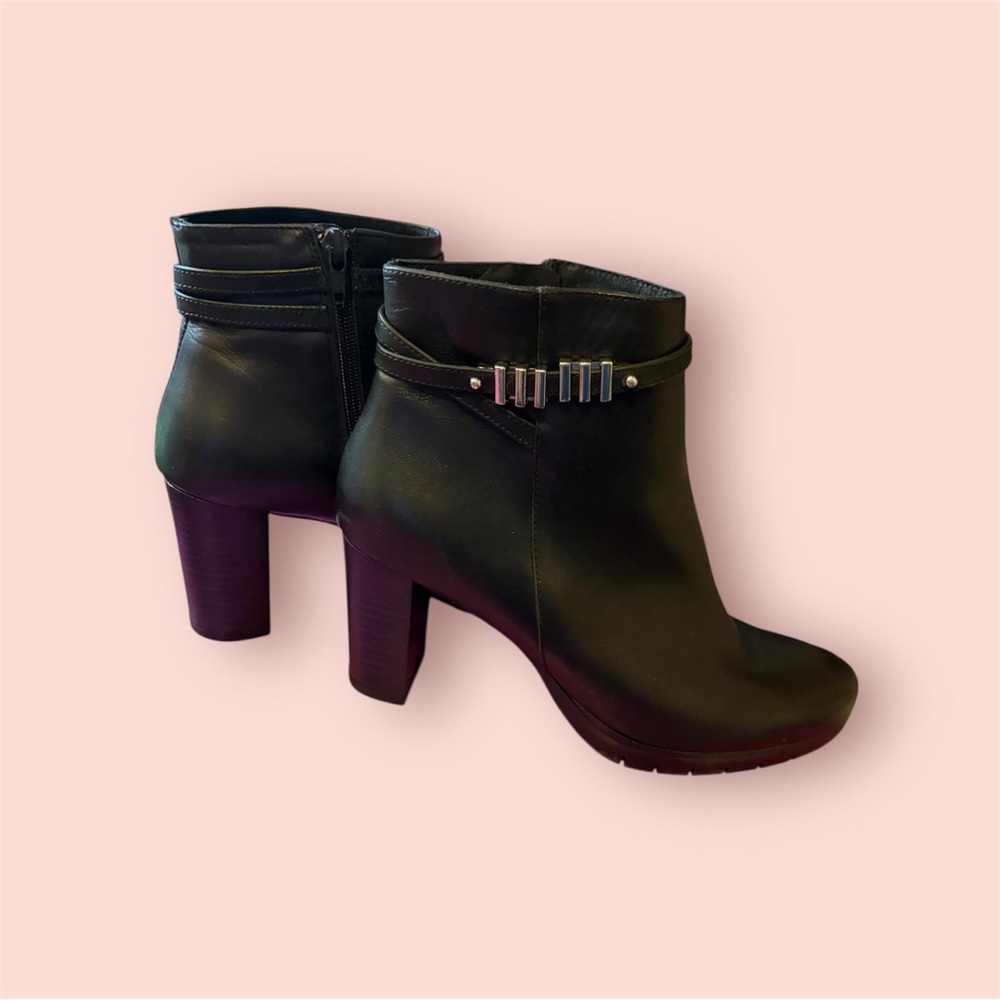 Elegant Black Ankle Boots